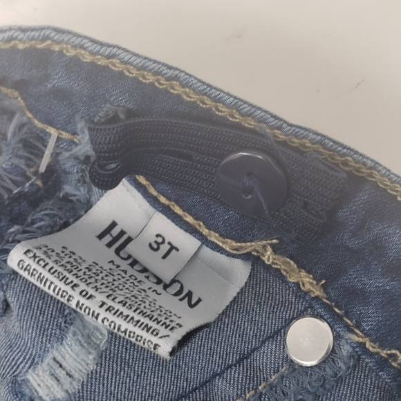 NWT HUDSON KIDS Blue roll crop jeans - Picture 4 of 7